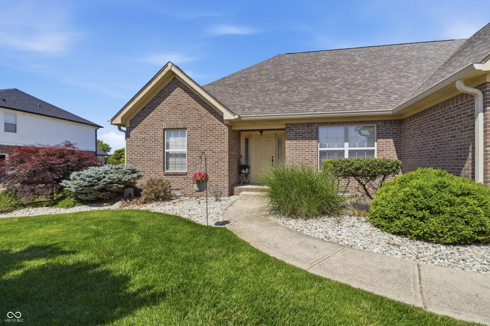 2946 S Colton Road New Palestine, IN 46163