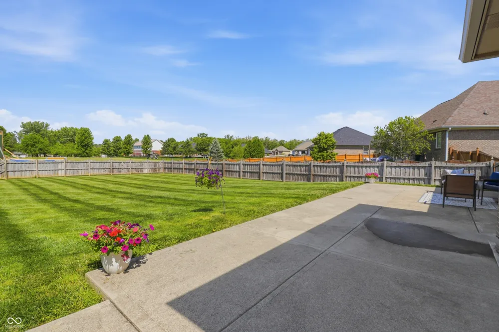 2946 S Colton Road New Palestine, IN 46163