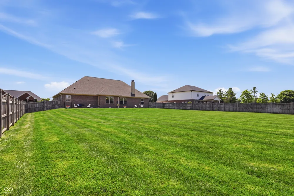2946 S Colton Road New Palestine, IN 46163