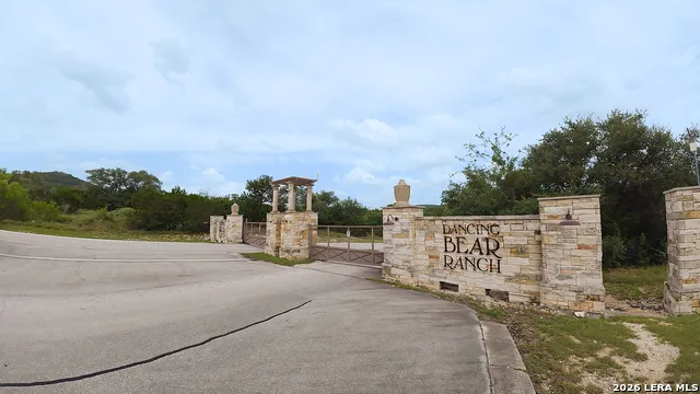 332 PRIVATE ROAD 1742 Mico, TX 78056