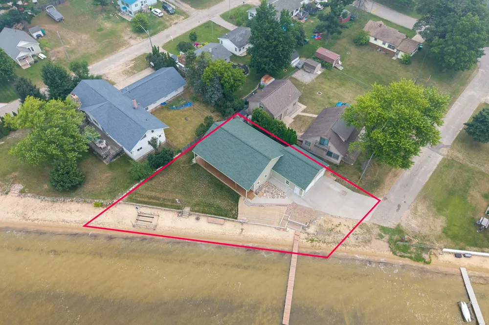 250 Langley Street Lake City City, MI 49651