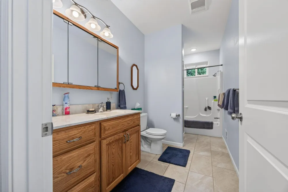 250 Langley Street Lake City City, MI 49651