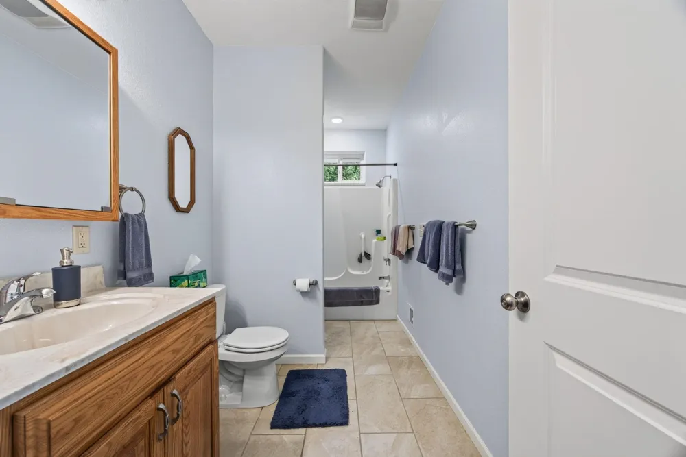 250 Langley Street Lake City City, MI 49651