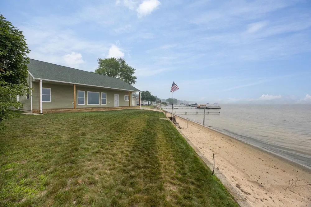 250 Langley Street Lake City City, MI 49651