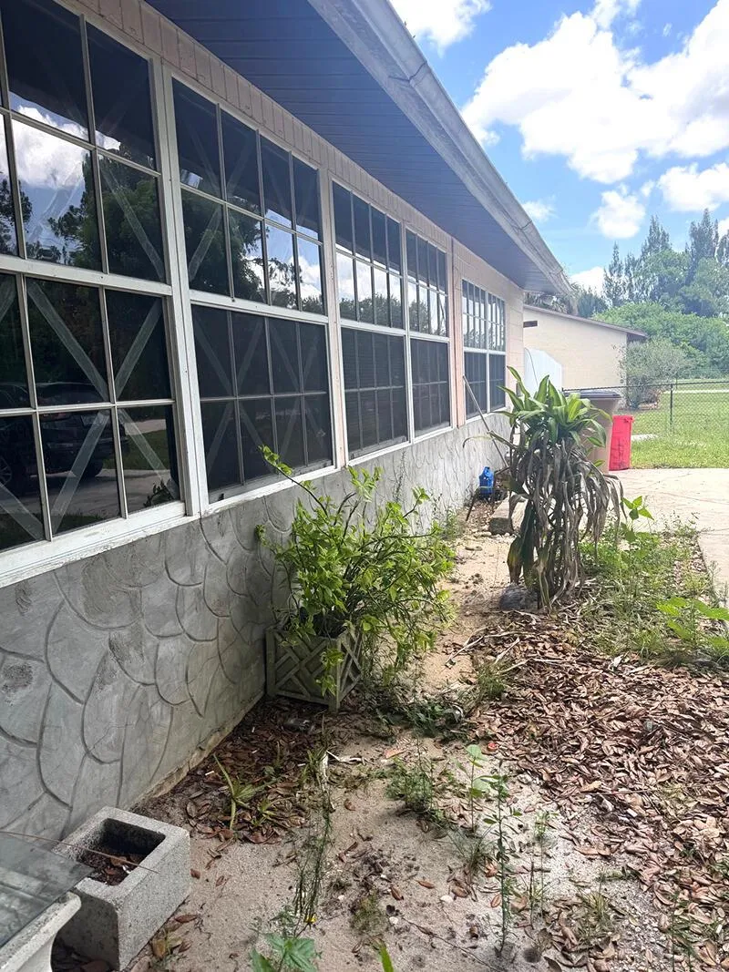 901 SHELDON AVENUE Lehigh Acres, FL 33936