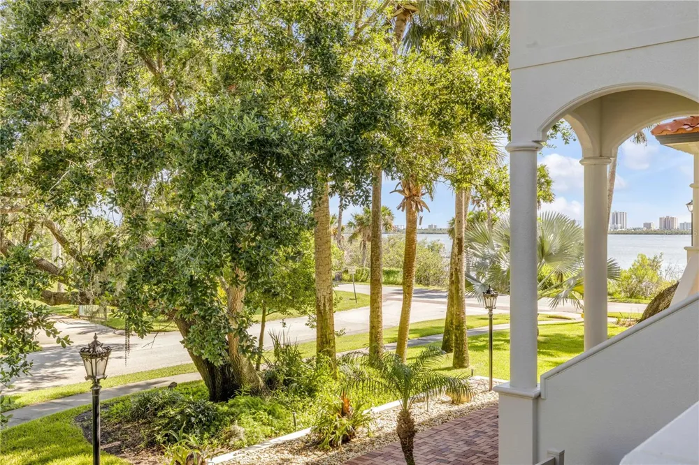 5090 RIVERSIDE DRIVE #105 Port Orange, FL 32127