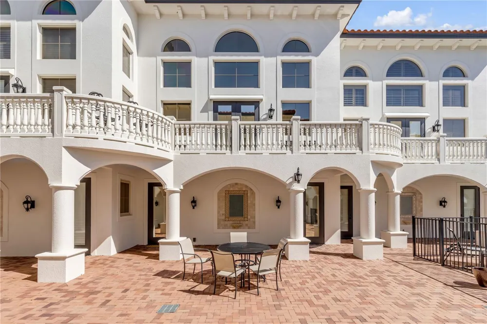 5090 RIVERSIDE DRIVE #105 Port Orange, FL 32127
