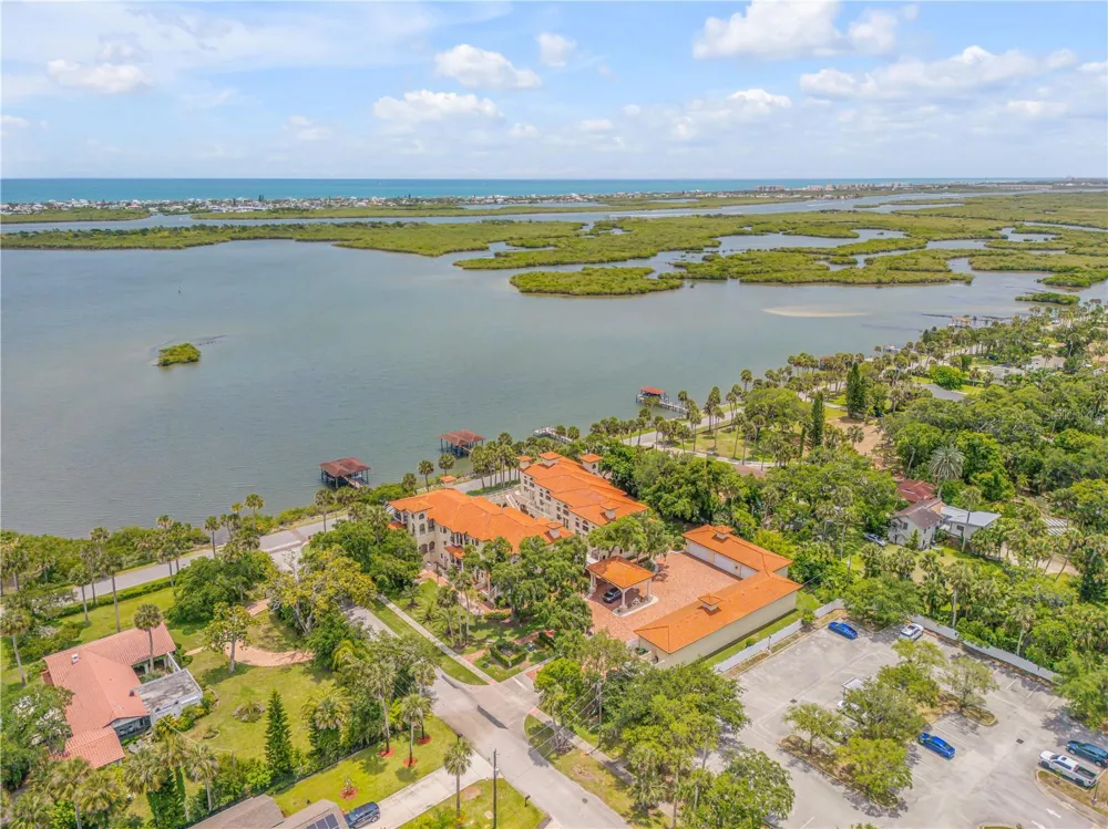 5090 RIVERSIDE DRIVE #105 Port Orange, FL 32127