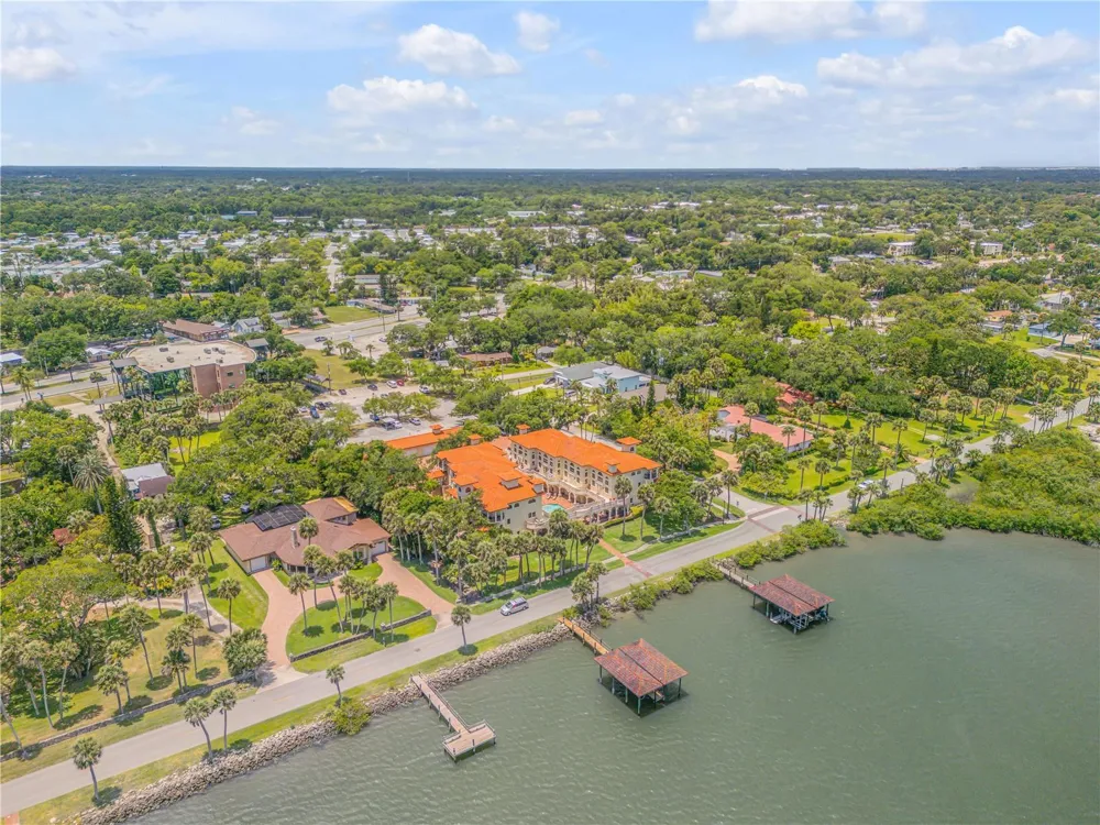 5090 RIVERSIDE DRIVE #105 Port Orange, FL 32127