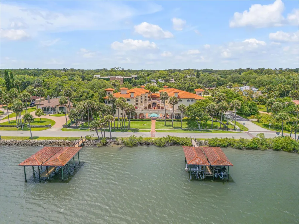 5090 RIVERSIDE DRIVE #105 Port Orange, FL 32127