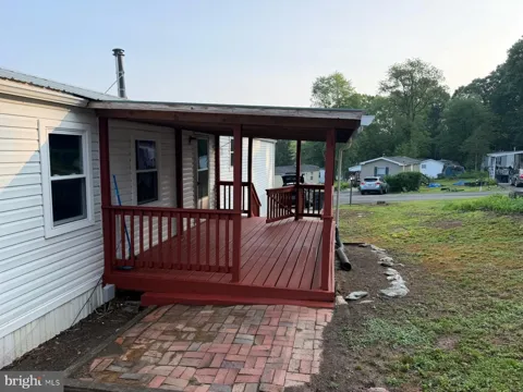 309 POPLAR LANE