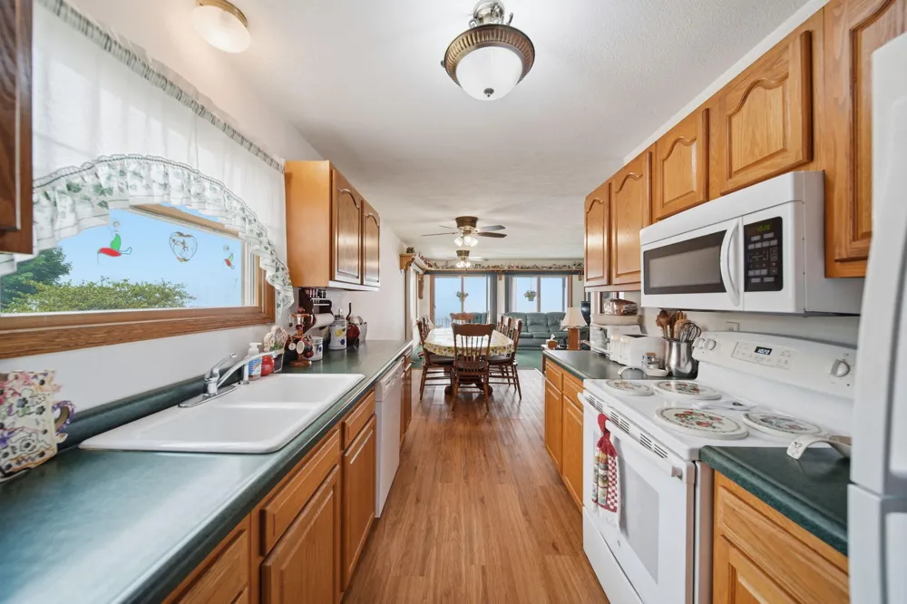 14 Ackerson Lake Road Jackson, MI 49201
