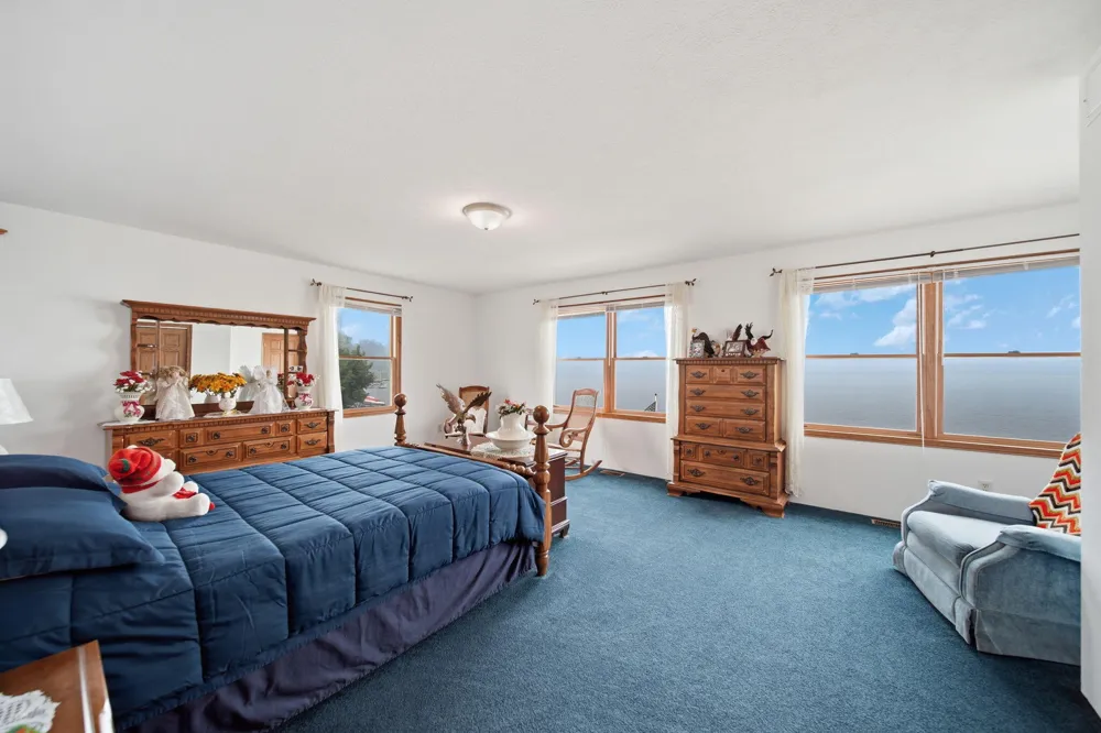 14 Ackerson Lake Road Jackson, MI 49201