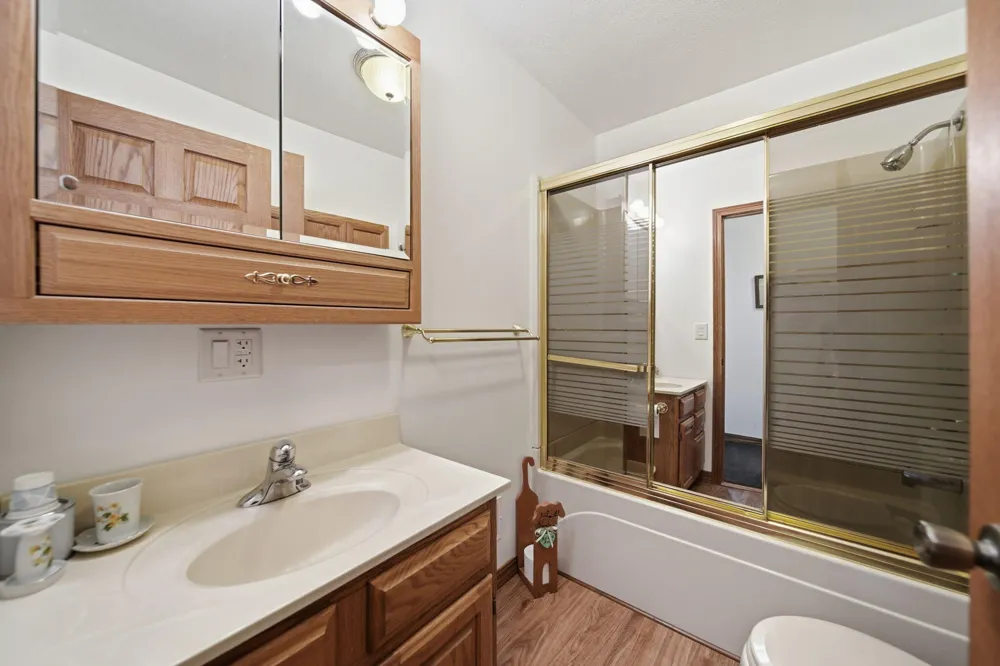 14 Ackerson Lake Road Jackson, MI 49201