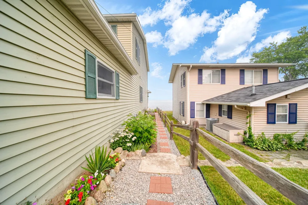 14 Ackerson Lake Road Jackson, MI 49201