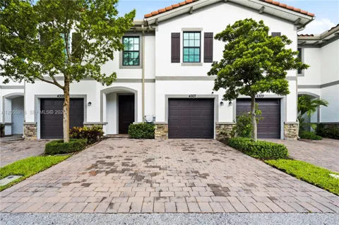 4307 Bradbury Ct