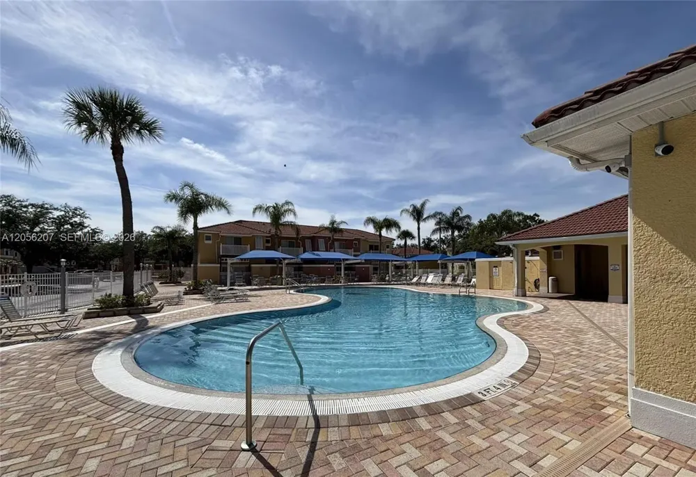 1037 Park Ridge Circle Kissimmee, FL 34746