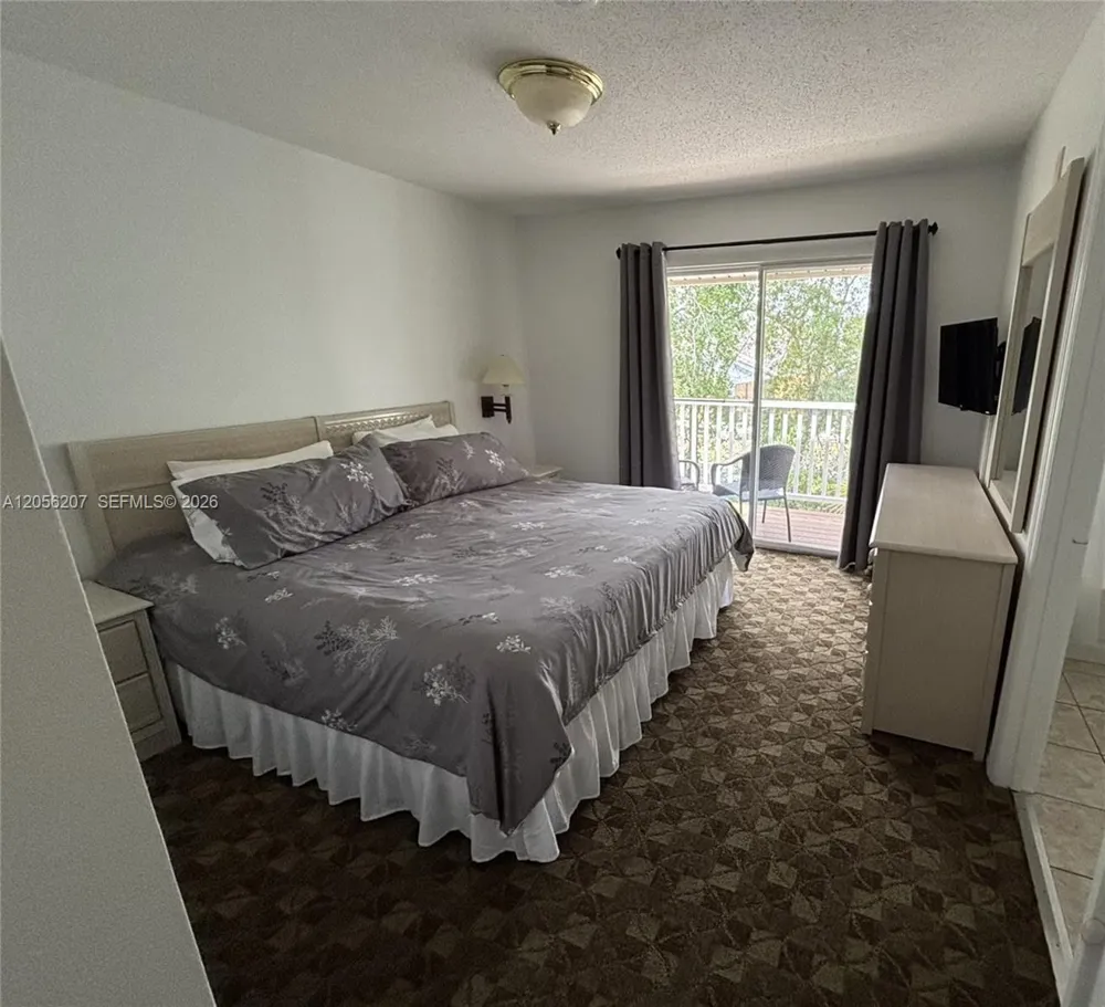 1037 Park Ridge Circle Kissimmee, FL 34746