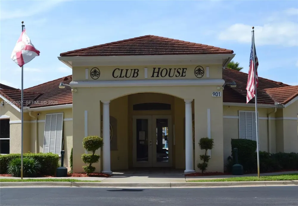 1037 Park Ridge Circle Kissimmee, FL 34746