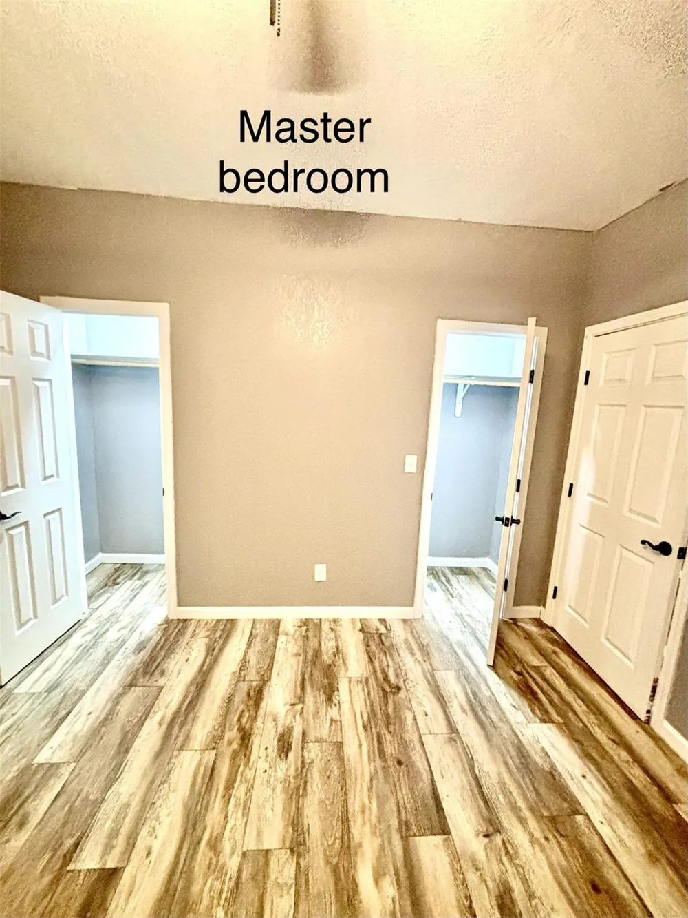 11018 Stallion Drive Needville, TX 77461