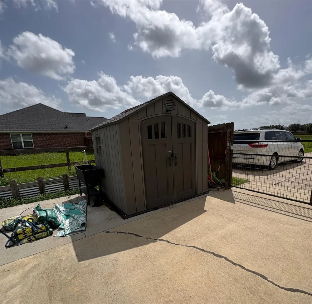 11018 Stallion Drive Needville, TX 77461
