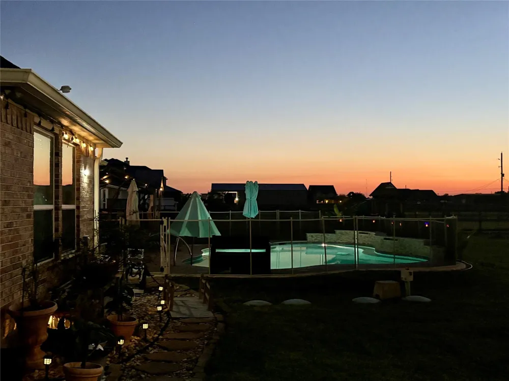 11018 Stallion Drive Needville, TX 77461