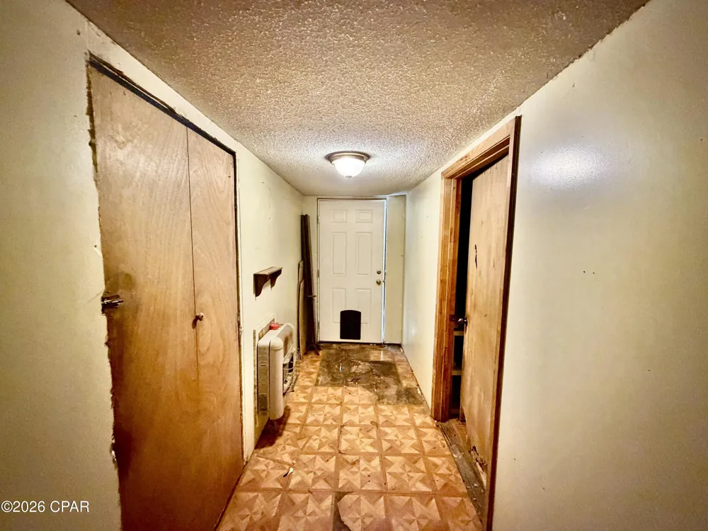 1612 W Main Street Ponce De Leon, FL 32455