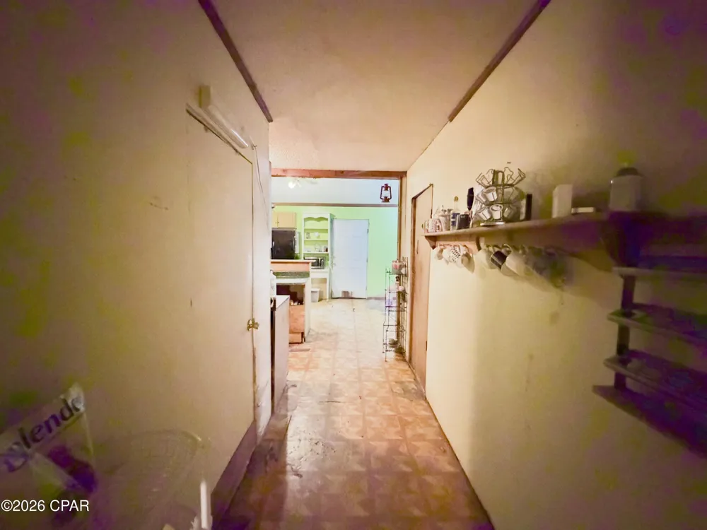 1612 W Main Street Ponce De Leon, FL 32455