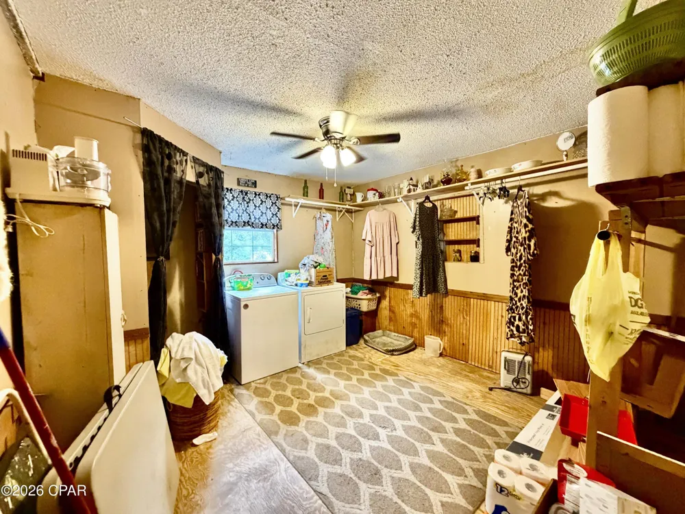 1612 W Main Street Ponce De Leon, FL 32455