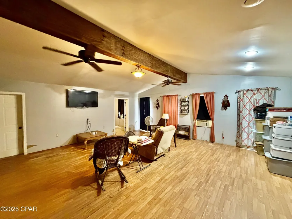 1612 W Main Street Ponce De Leon, FL 32455