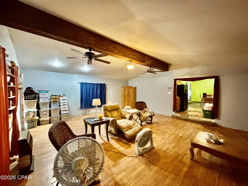 1612 W Main Street Ponce De Leon, FL 32455