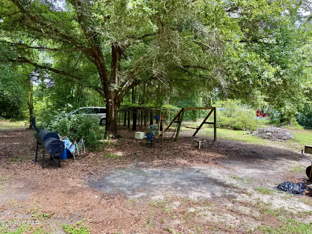 1612 W Main Street Ponce De Leon, FL 32455