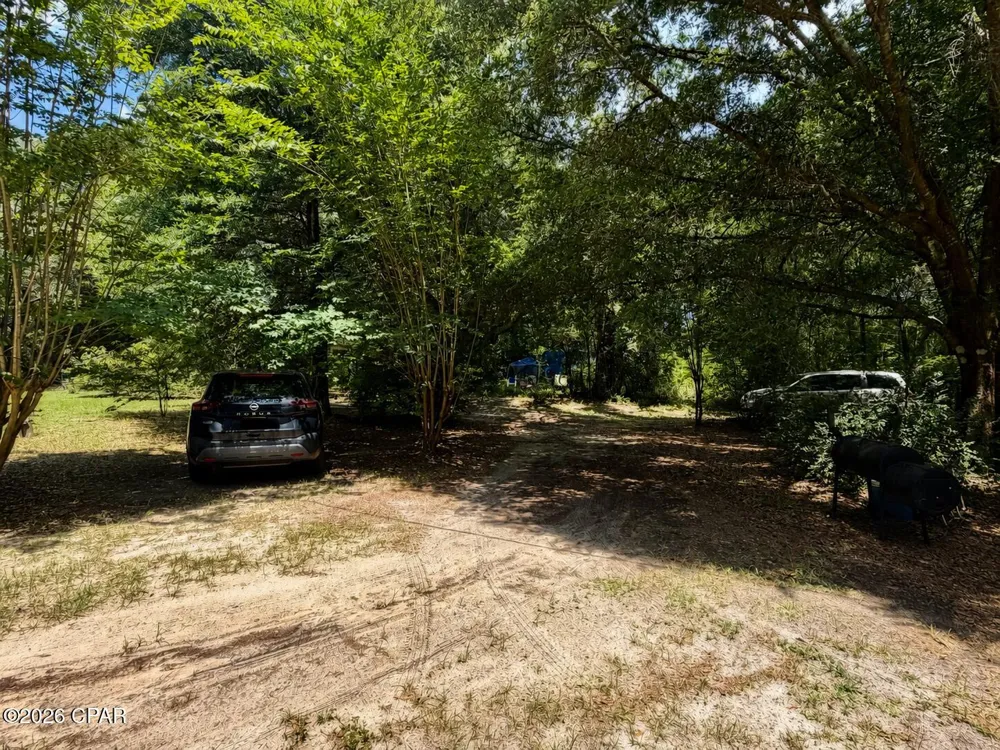 1612 W Main Street Ponce De Leon, FL 32455