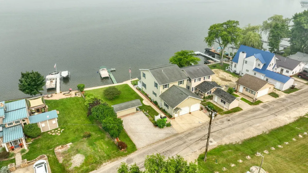 14 Ackerson Lake Road Napoleon Township, MI 49201