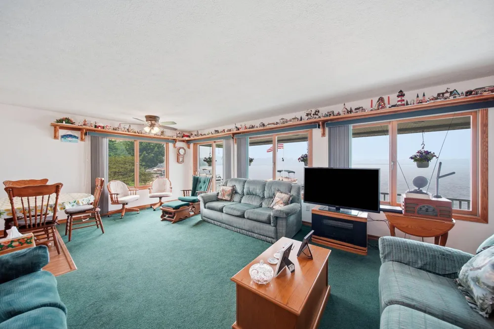 14 Ackerson Lake Road Napoleon Township, MI 49201