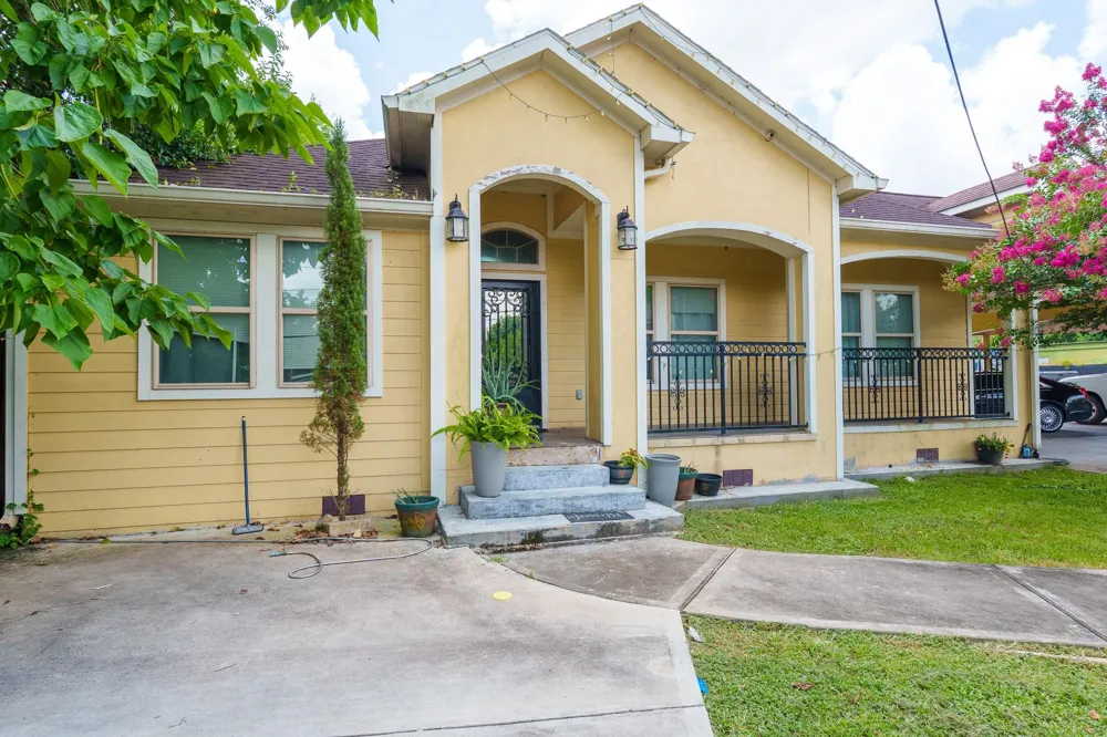 2106 Bertrand Street Houston, TX 77093