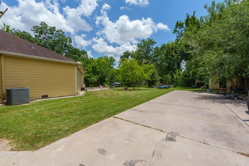 2106 Bertrand Street Houston, TX 77093