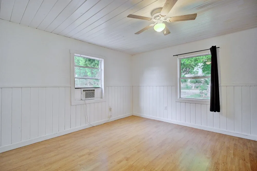 131 WIGGINS AVENUE Avon Park, FL 33825