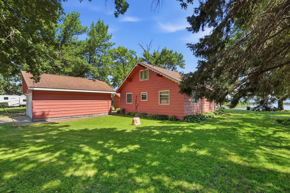14487 Breezy Point Road Atwater, MN 56209