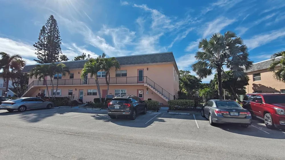 2950 SE Ocean Boulevard #37-6 Stuart, FL 34996