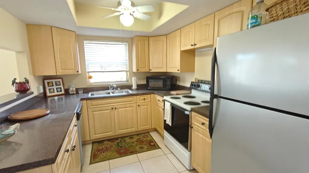 2950 SE Ocean Boulevard #37-6 Stuart, FL 34996