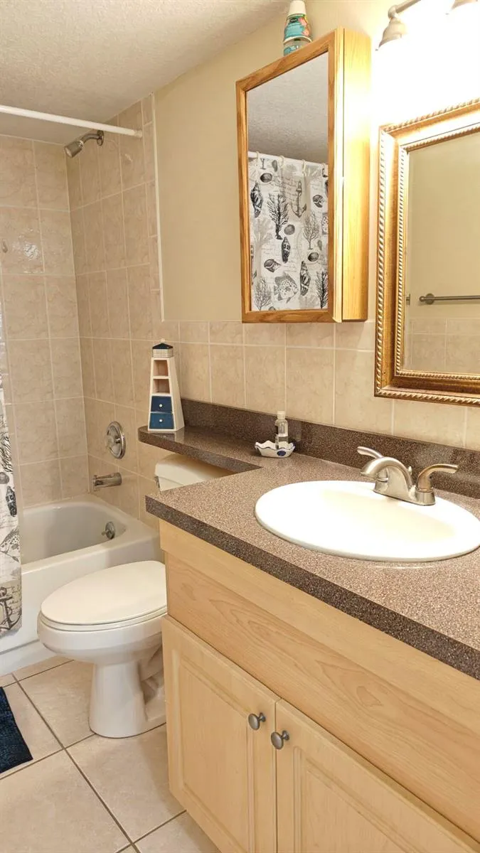 2950 SE Ocean Boulevard #37-6 Stuart, FL 34996
