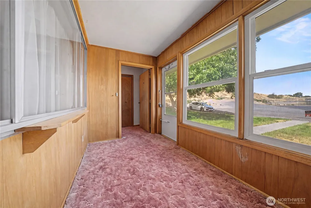 420 11th Street SW Ephrata, WA 98823