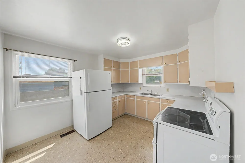 420 11th Street SW Ephrata, WA 98823