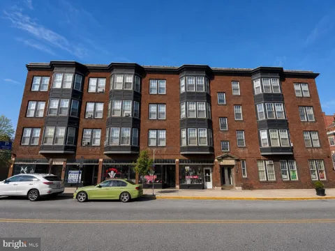 162 E MARKET STREET