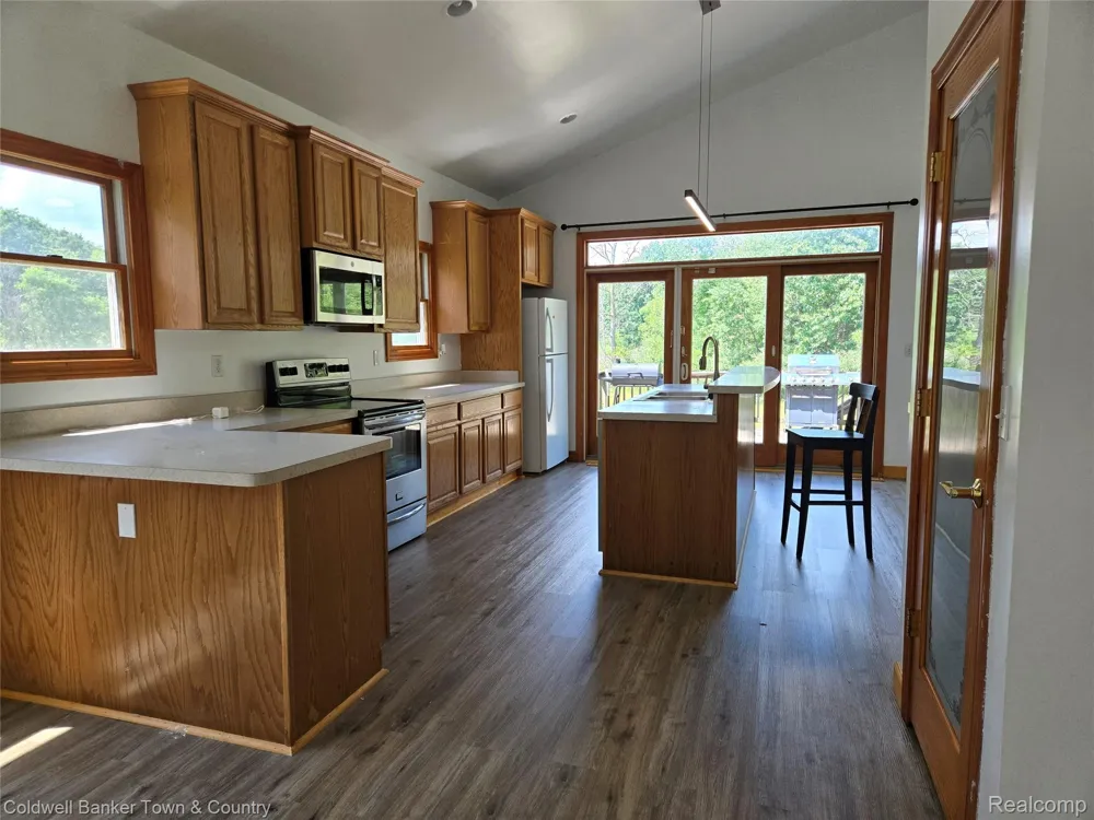 11428 Clark Rd. Road Springfield Charter Township, MI 48350