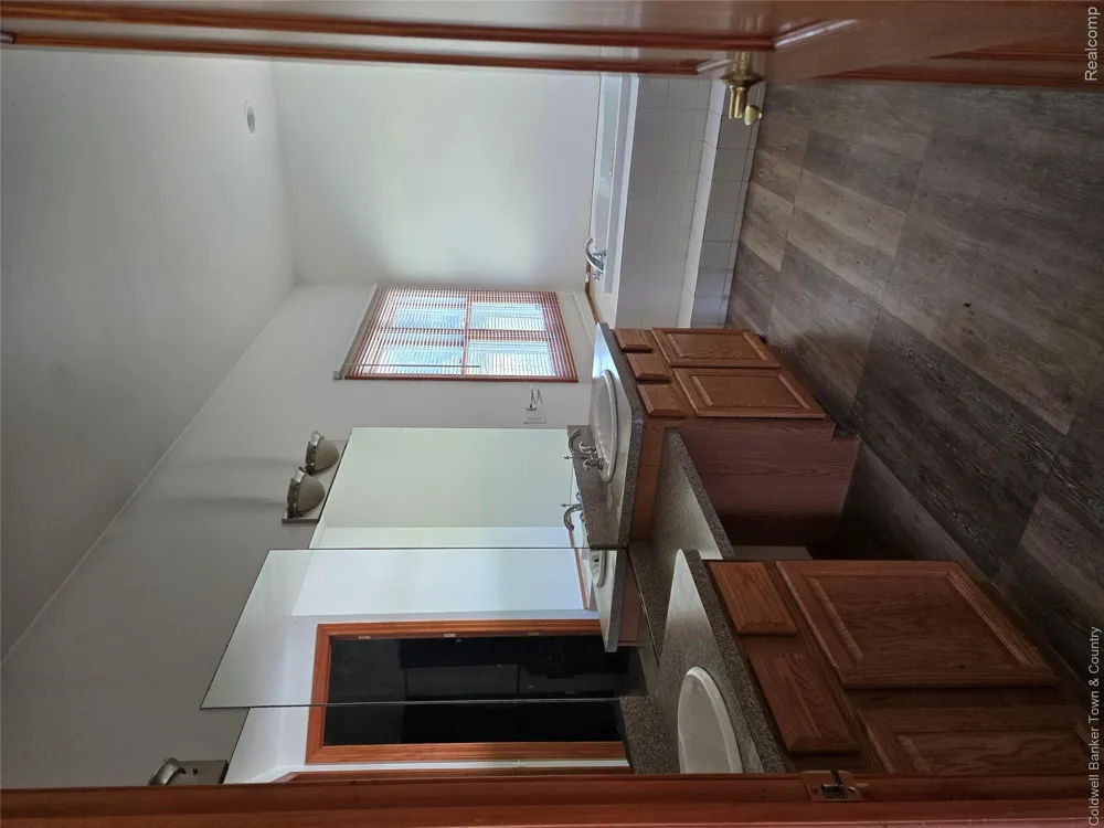 11428 Clark Rd. Road Springfield Charter Township, MI 48350