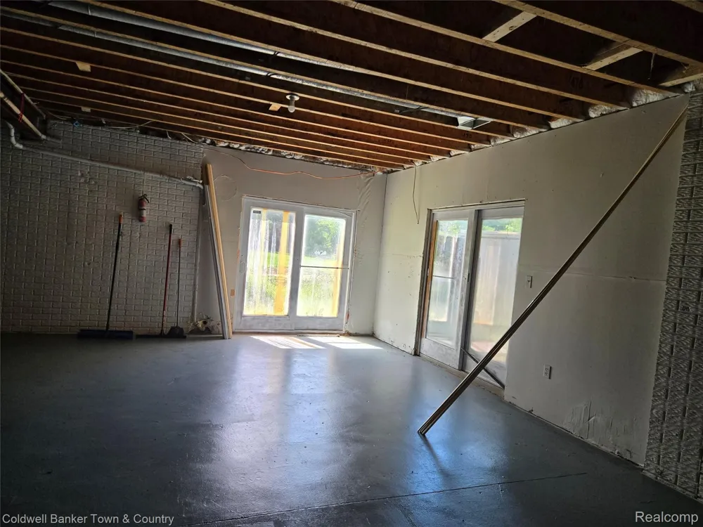 11428 Clark Rd. Road Springfield Charter Township, MI 48350