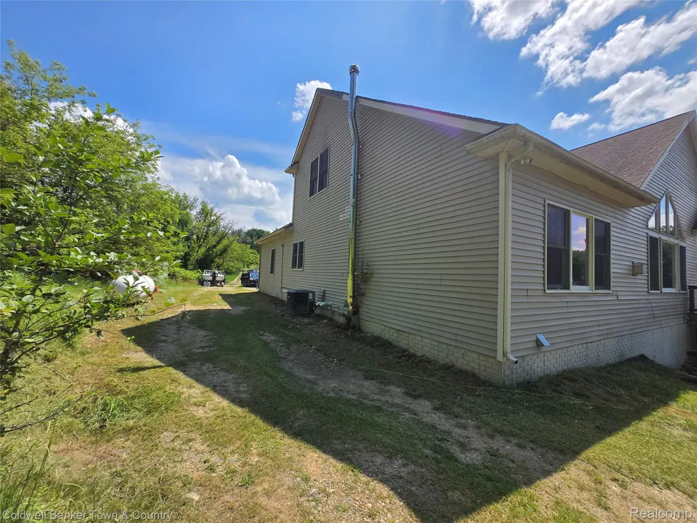 11428 Clark Rd. Road Springfield Charter Township, MI 48350
