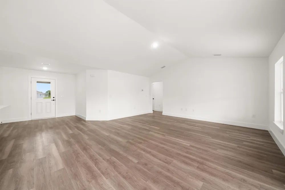 6912 MEXICAN HAT DRIVE Sebring, FL 33872